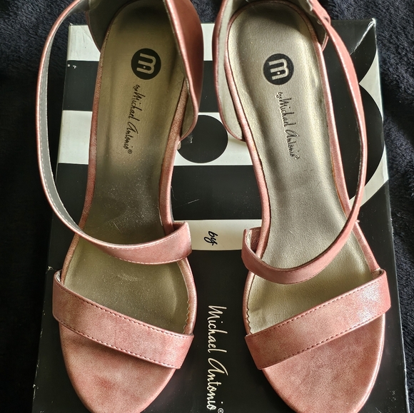 Michael Antonio Tarria Heels - Picture 2 of 9